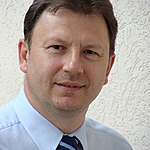 István  Valálik